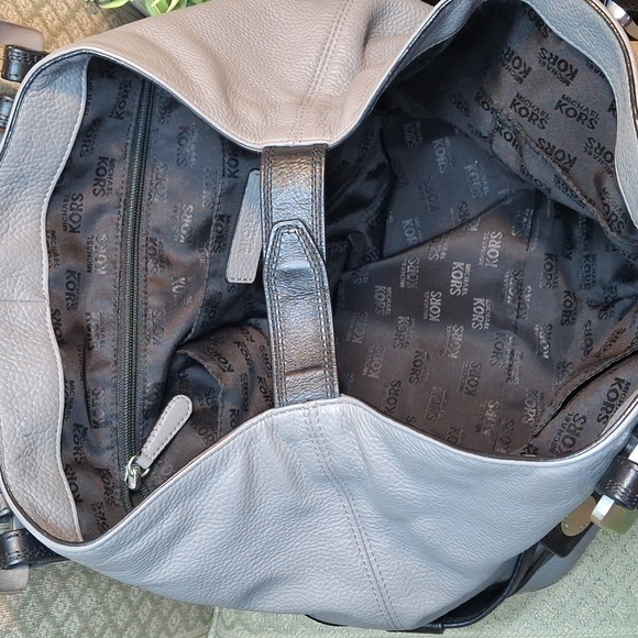 Michael Kors Harness Convertible Shoulder Tote Bag - Picture 11 of 16